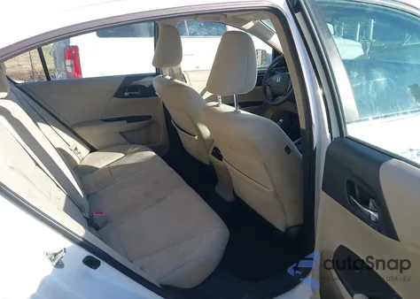 2017 Honda Accord Ex z USA, uszkodzony, nr VIN 1HGCR2F79HA118106